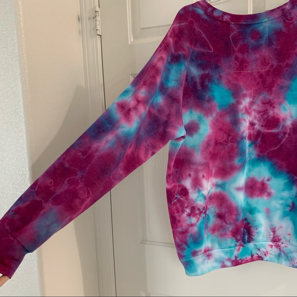 Tie Dye AN Sweater - Picture 6 of 7